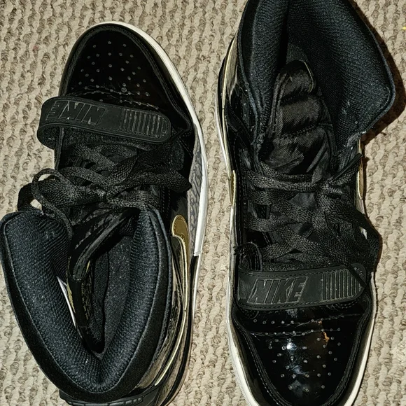 Men shoe - Picture 3 of 4